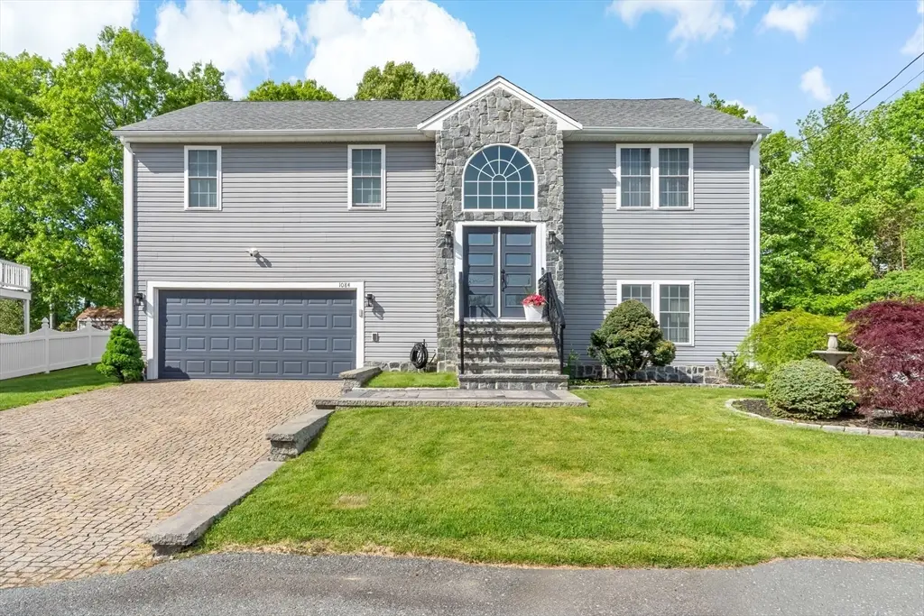 1084 Laurel St, Fall River, MA 02721 - #1