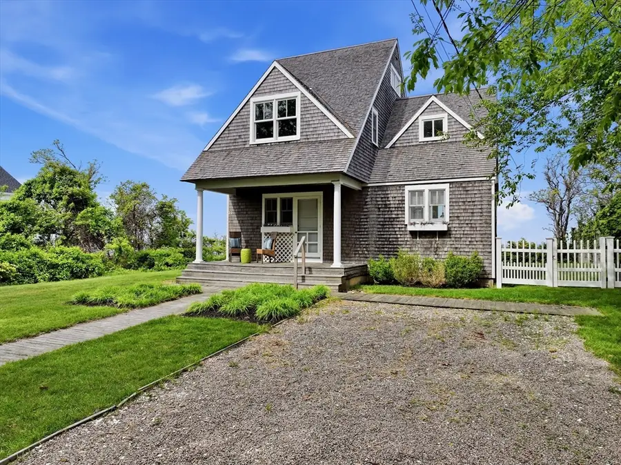 22 Indian Trl, Sagamore Beach, MA 02562 - #2