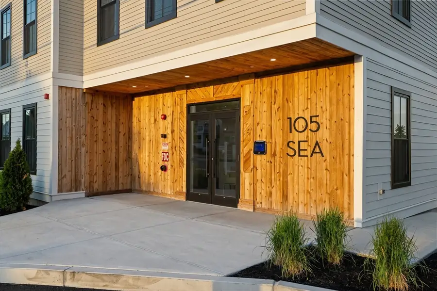 105 Sea Street #104, Quincy, MA 02169 - #2