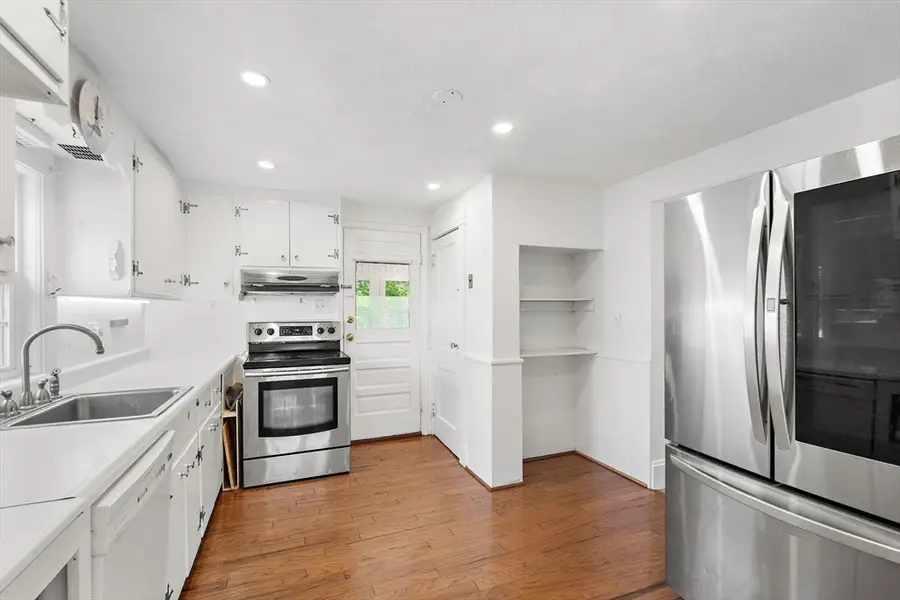 74 Galen St, Waltham, MA 02451 - #2