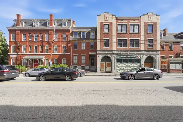 100 Appleton St, Lowell, MA 01852