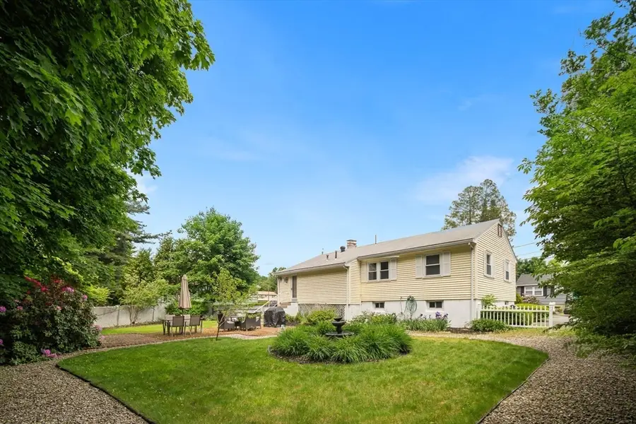 12 Karen Rd, Woburn, MA 01801 - #2