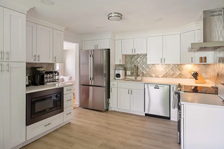 12 Karen Rd, Woburn, MA 01801 - #3