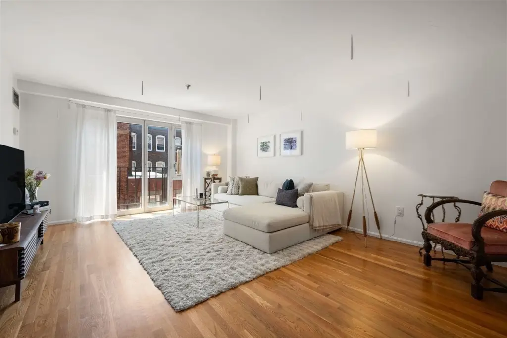 350 North Street #403, Boston, MA 02109 - #1