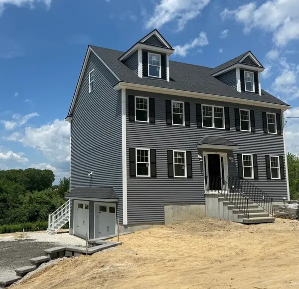 129 Old Westford Rd, Chelmsford, MA 01824