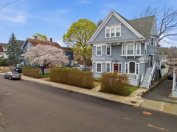 36-38 Florence St #38, Boston, MA 02131