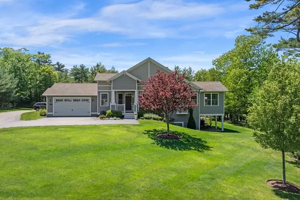 28 Kennedy Rd #B, Gloucester, MA 01930