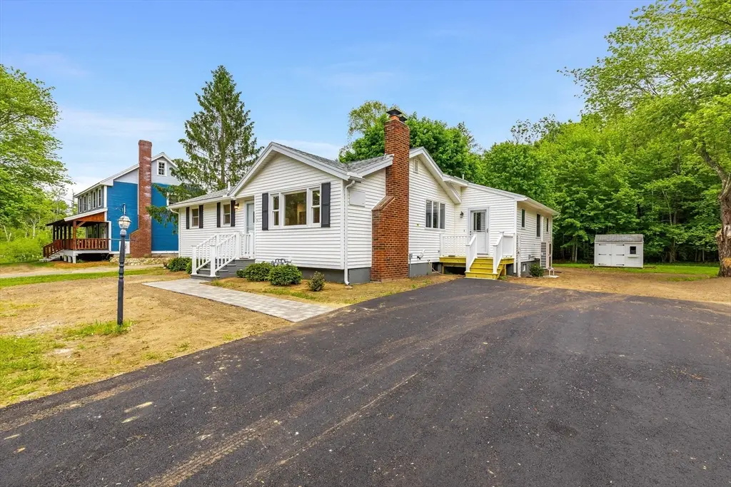 167 Center St, Groveland, MA 01834 - #1