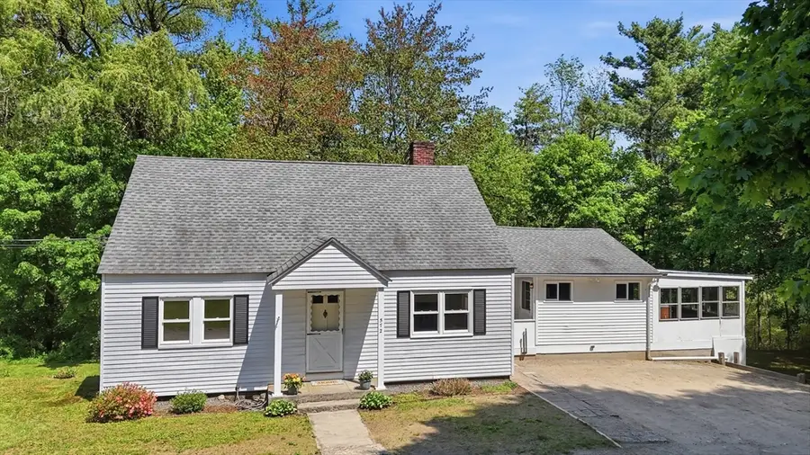 572 Massachusetts Ave, Lunenburg, MA 01462 - #2