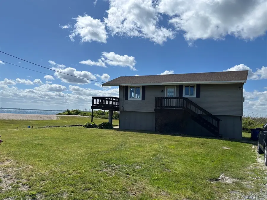 2 Starboard Dr, Fairhaven, MA 02719 - #2