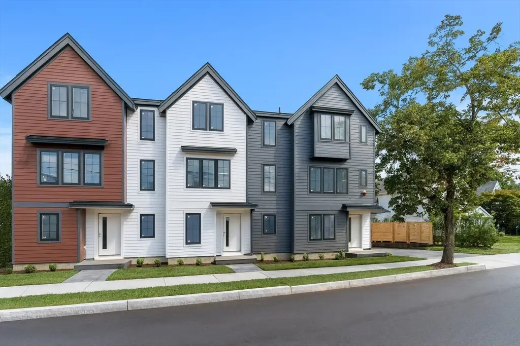4 Elm Street #4, Newton, MA 02465 - #1