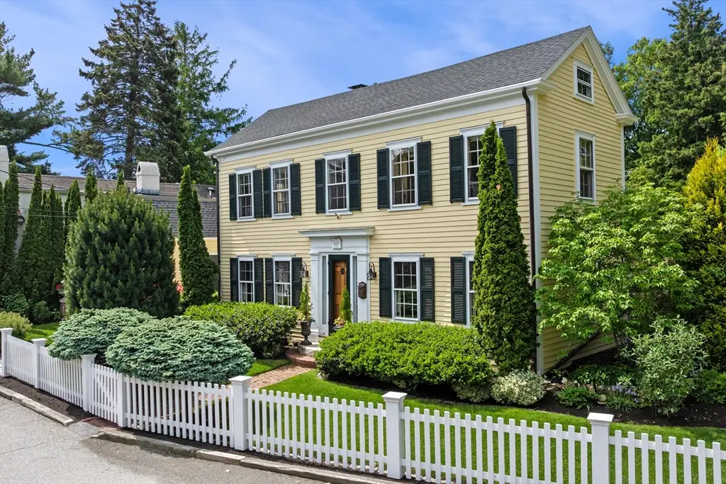 27 Waldron Street, Marblehead, MA 01945 - #1