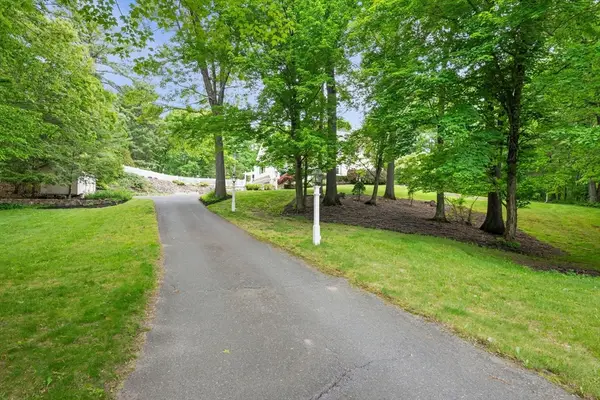 39 Joseph Smith Way, Boxford, MA 01921