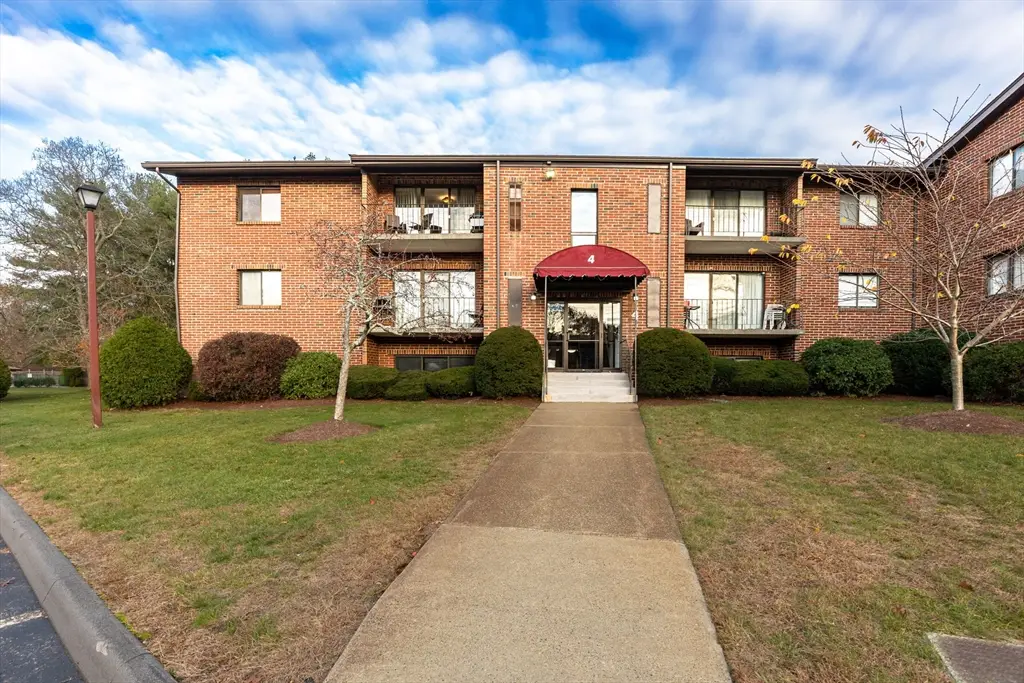 221 Oak Street #4-31, Brockton, MA 02301 - #1