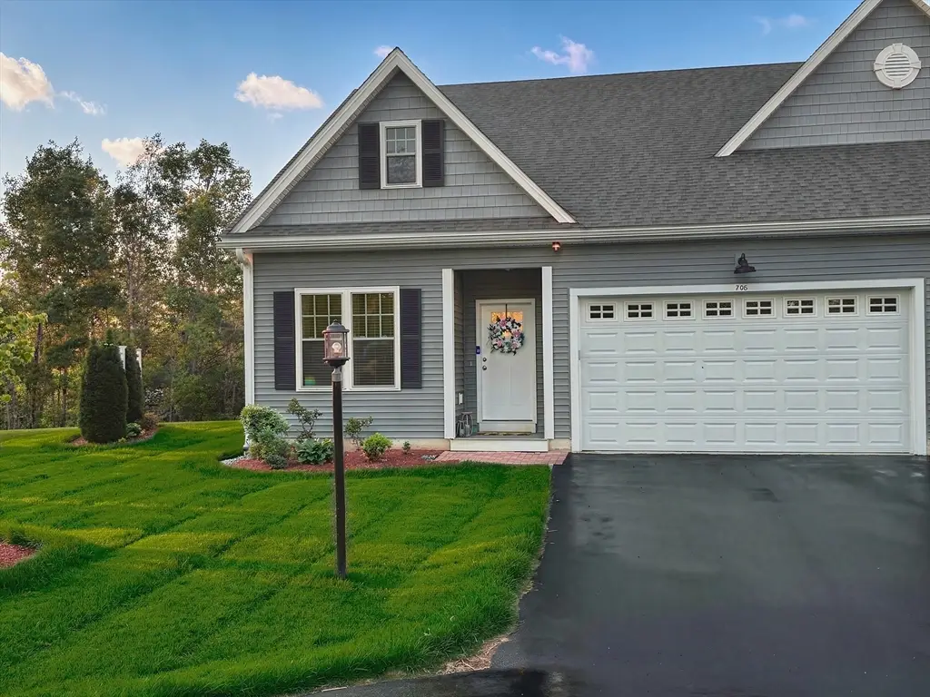 705 Southwood Lane #705, Clinton, MA 01510 - #1