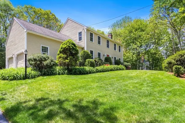 10 Jacks Way, Franklin, MA 02038