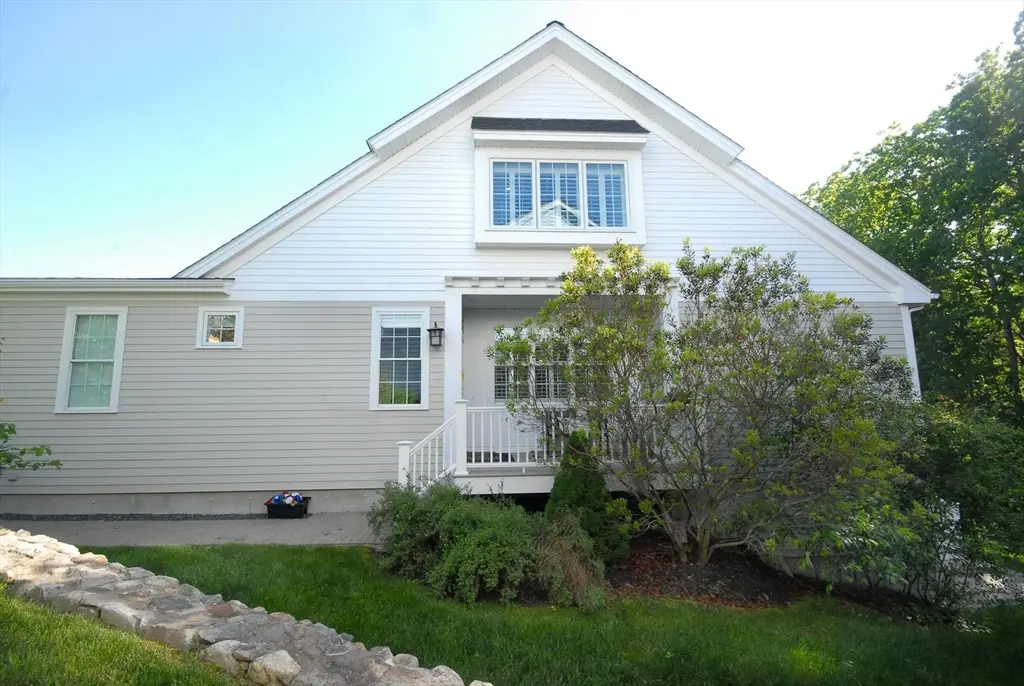 25 Black Horse Pl #25, Concord, MA 01742 - #1