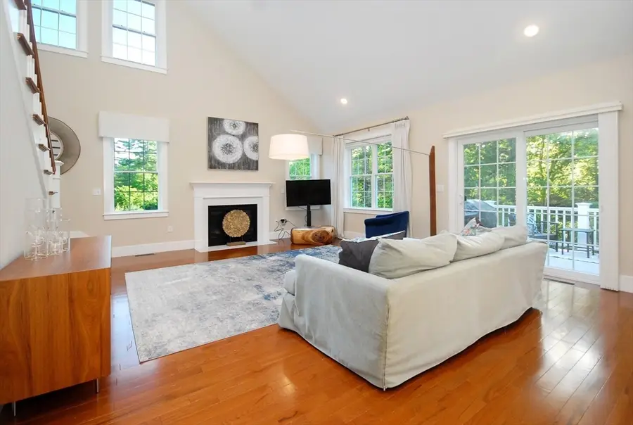 25 Black Horse Pl #25, Concord, MA 01742 - #3