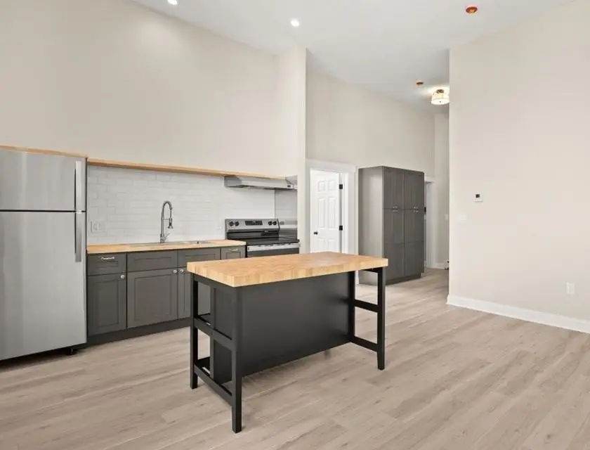 1044 Social #F, Woonsocket, RI 02895 - #3
