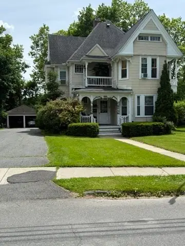24 Phillips Street, Greenfield, MA 01301