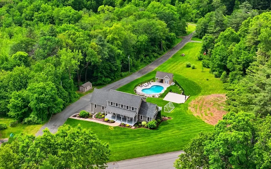 21 Hemlock Hollow, Belchertown, MA 01007 - #3