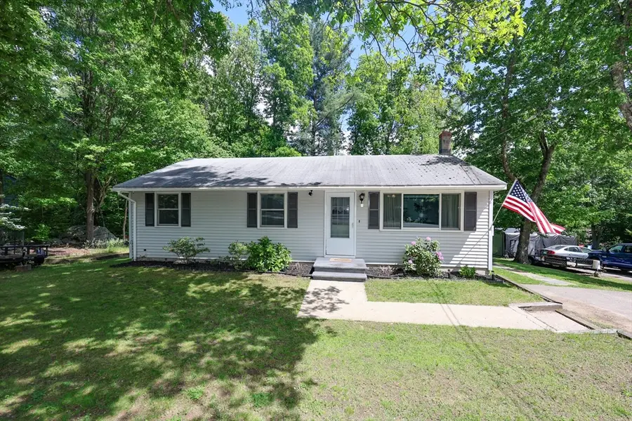9 Sesame Street, Raymond, NH 03077 - #2
