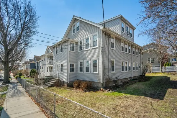 204-206 School St, Watertown, MA 02472