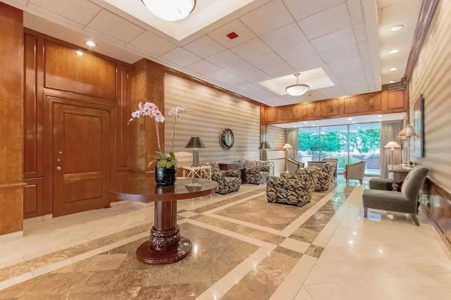 9 Hawthorne Place #12F, Boston, MA 02114 - #2