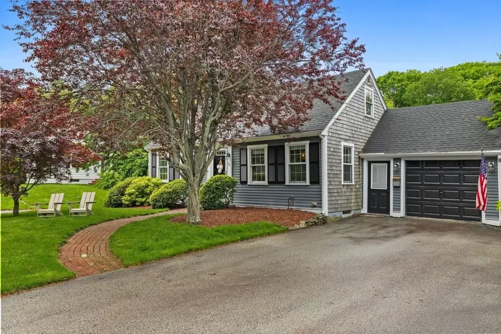 221 Central St, Hingham, MA 02043 - #1