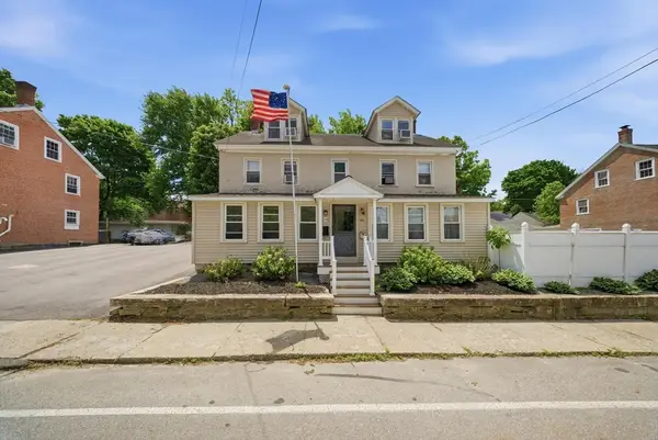 28 Fletcher St #28, Northbridge, MA 01588