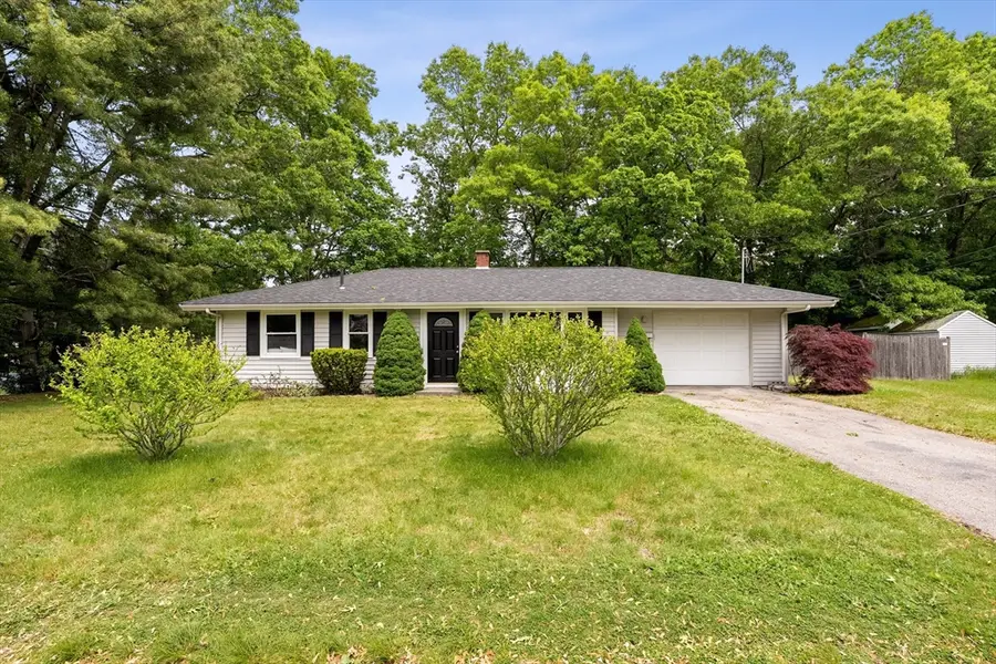 67 Roslyn Rd, Brockton, MA 02302 - #2