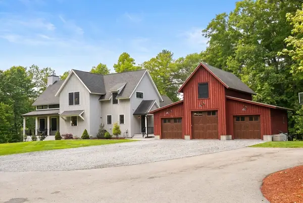 5 Goldcrest Drive, North Reading, MA 01864