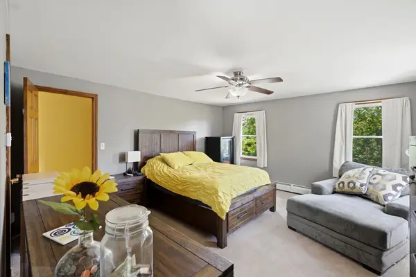 276 Leigh Rd, Cumberland, RI 02864
