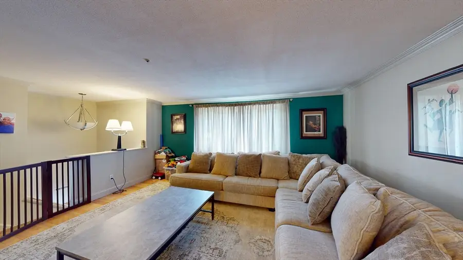 18 Hollis St, Randolph, MA 02368 - #2
