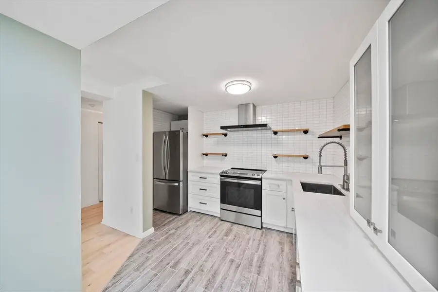 155 George Washington Blvd #205, Hull, MA 02045 - #3