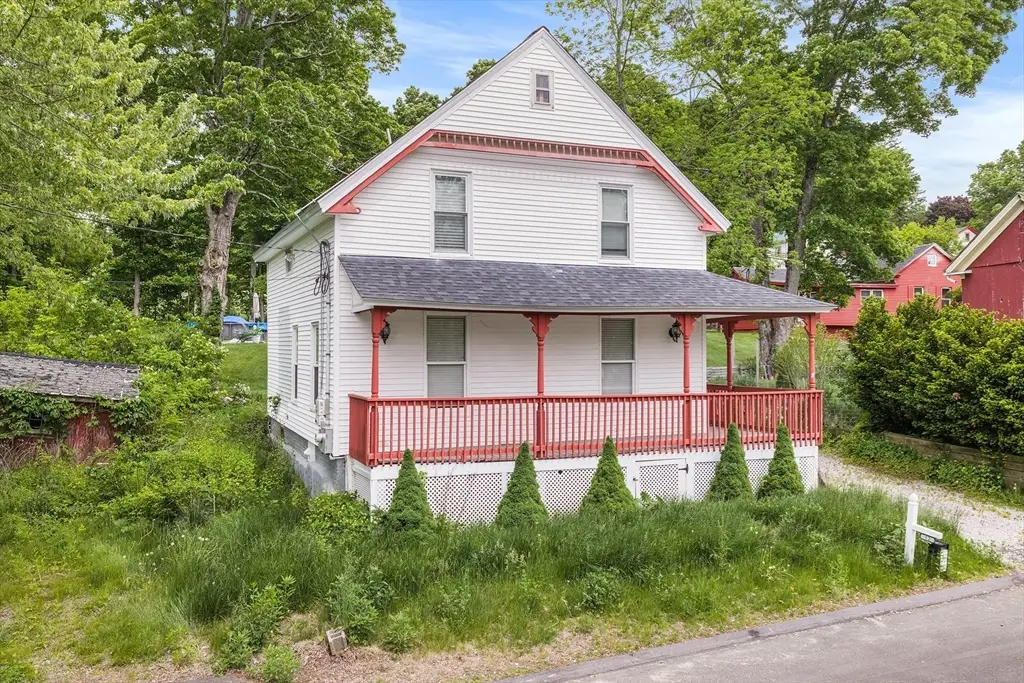12 Green St, Brookfield, MA 01506 - #1