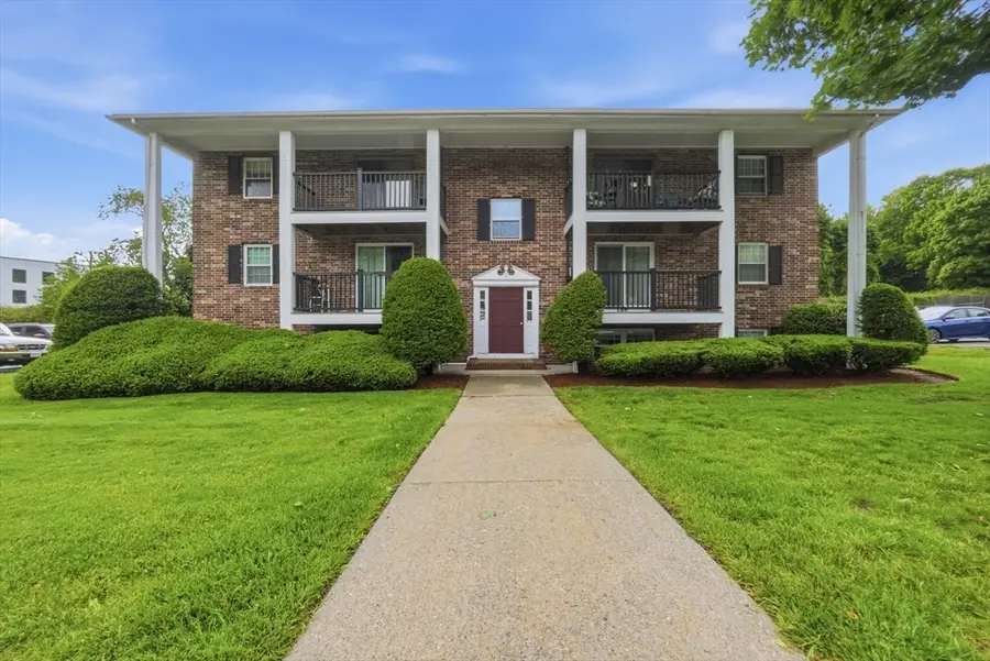 6 Walker Rd #4, North Andover, MA 01845 - #2