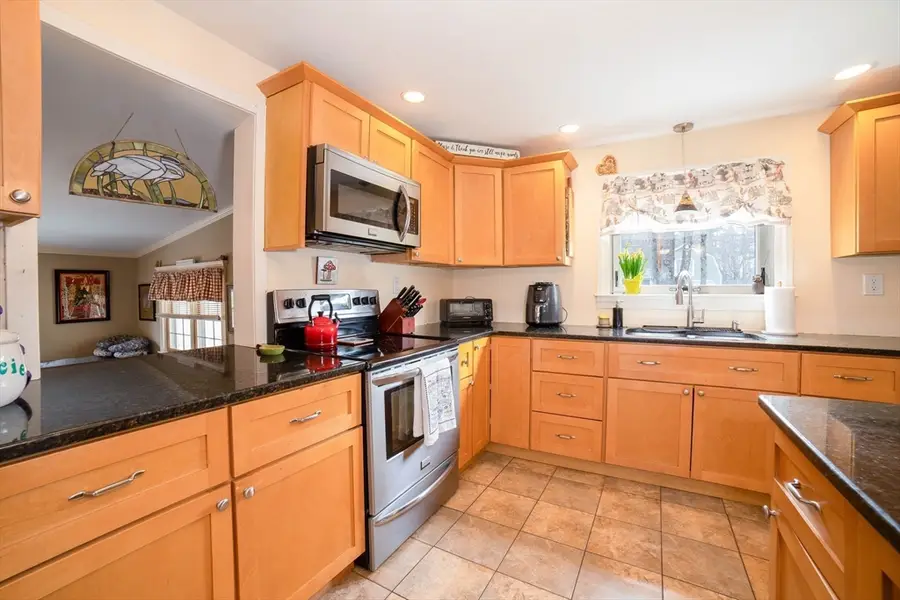 193 Page St, Lunenburg, MA 01462 - #2