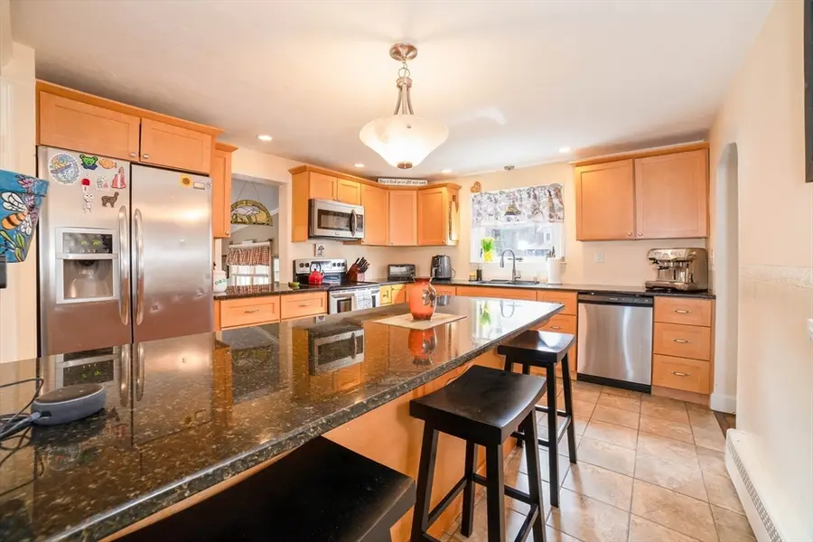 193 Page St, Lunenburg, MA 01462 - #3