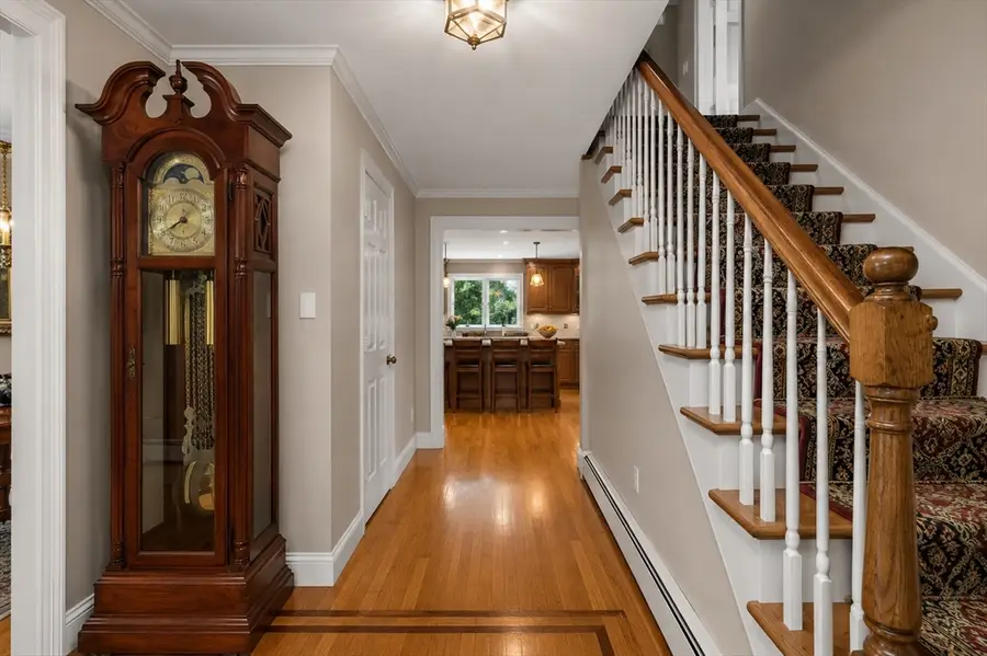 22 Tanglewood Road, Wellesley, MA 02481 - #3