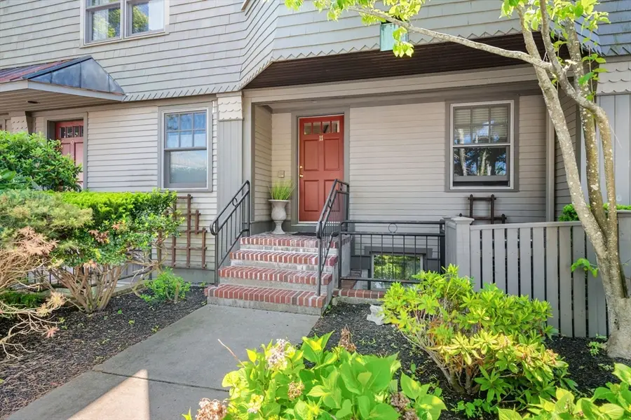 27 West St #11, Beverly, MA 01915 - #2