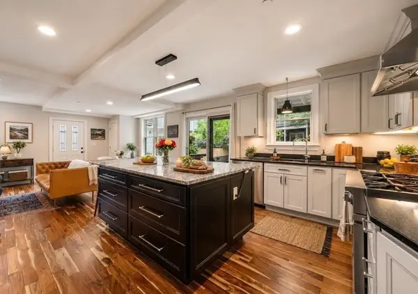 299 Columbia #299, Cambridge, MA 02139
