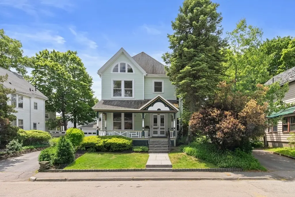 20 Riverview Ave, Waltham, MA 02453 - #1