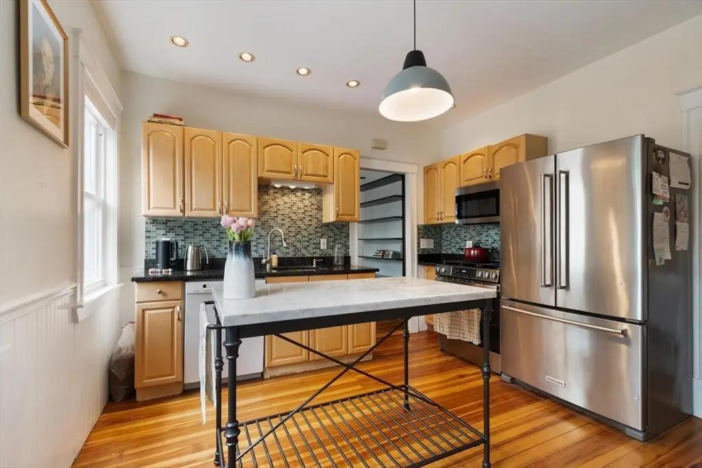 20 George St #1, Cambridge, MA 02140 - #1