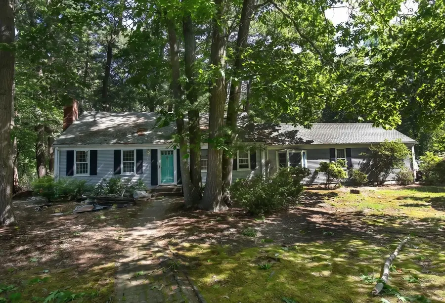 85 Fox Hill Dr, Bridgewater, MA 02324 - #2