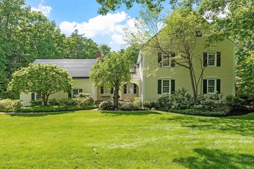 158 Kettle Hole Rd, Bolton, MA 01740 - #1