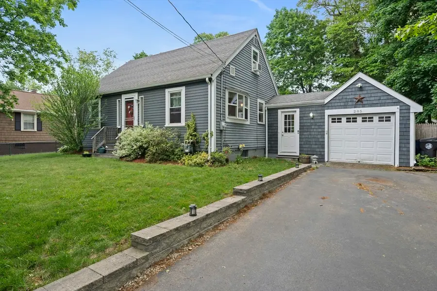 285 Raynor Ave, Whitman, MA 02382 - #2