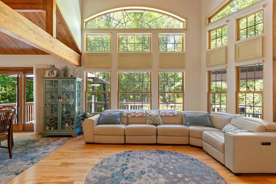 112 Elm St, Auburn, MA 01501 - #3