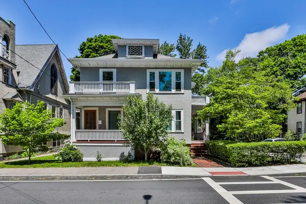583 Eliot St #583, Milton, MA 02186