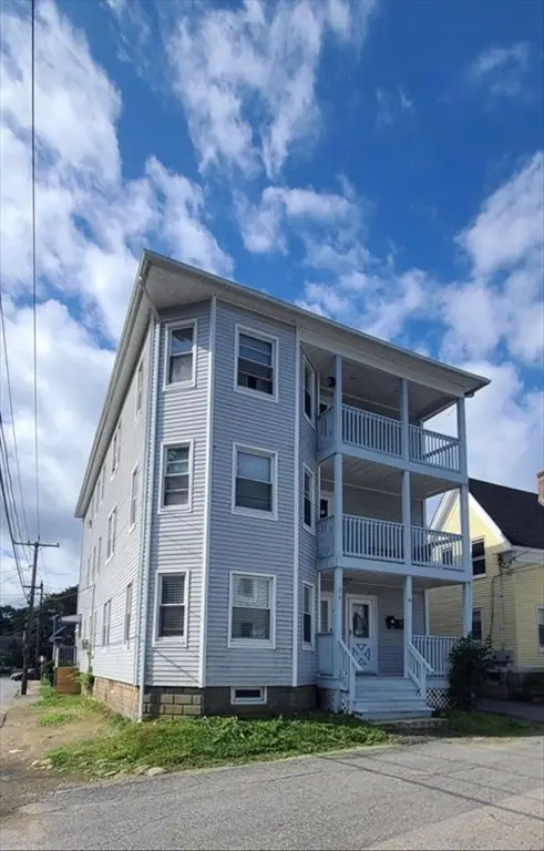 16 Brookline St, Webster, MA 01570 - #2